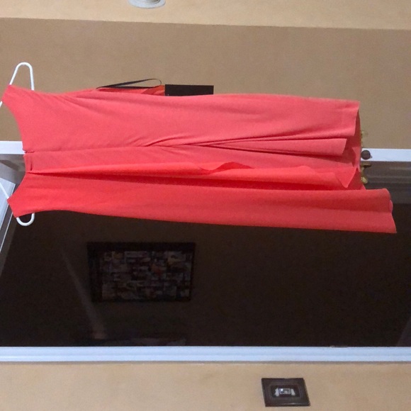 Bebe coral dress - Picture 2 of 3